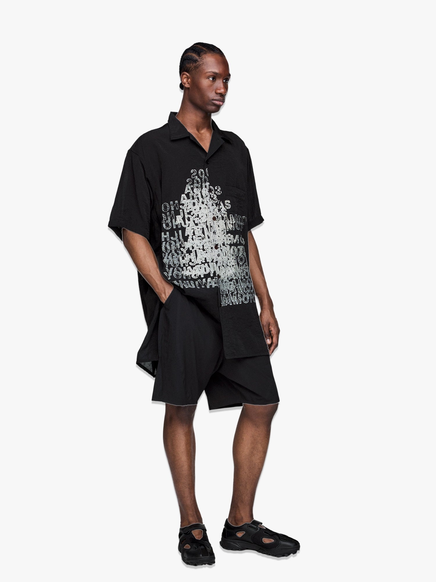 Graphic SS Shirt - Black