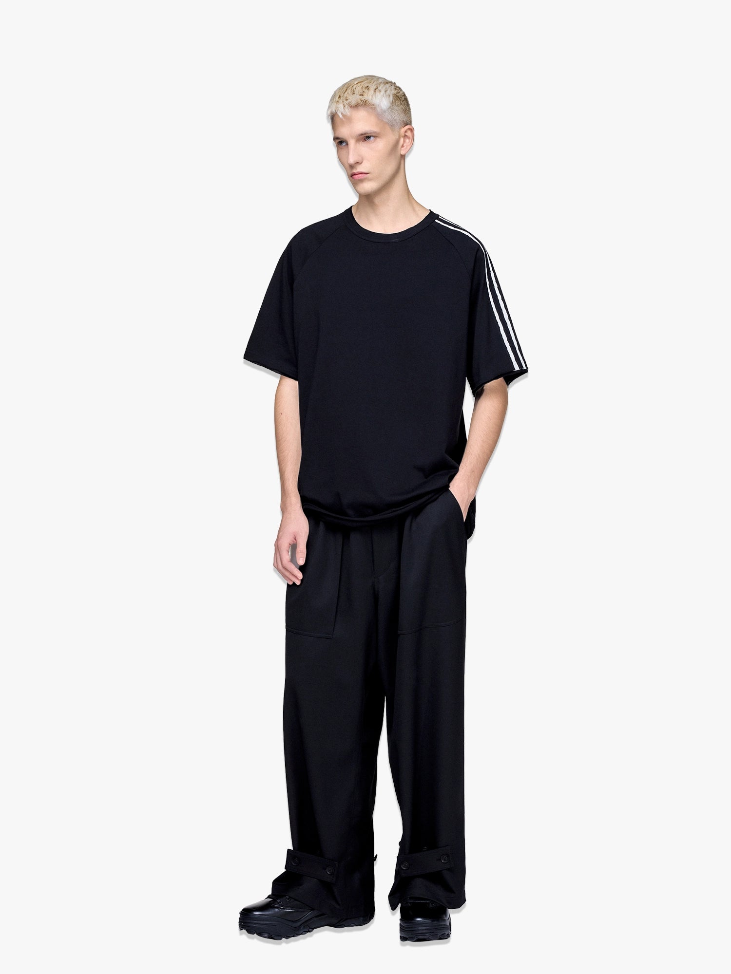 Raw Edge 3 Stripes SS Tee - Black